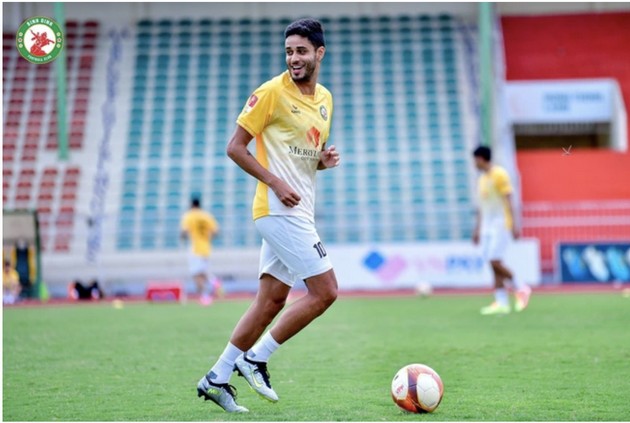 Leo Artur rời Bình Định để gia nhập CAHN.