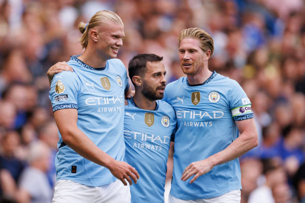 Man City có khởi đầu thuận lợi.