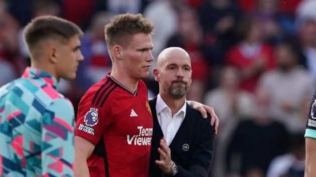 Dù rất nỗ lực, McTominay vẫn không được Ten Hag chọn.
