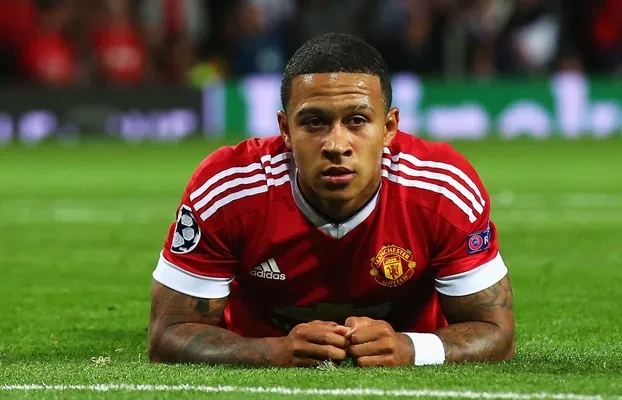 Depay hiển nhiên không có lý do để từ chối Man Utd.