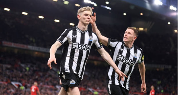 Gordon trở thành mục tiêu hàng đầu của Liverpool.