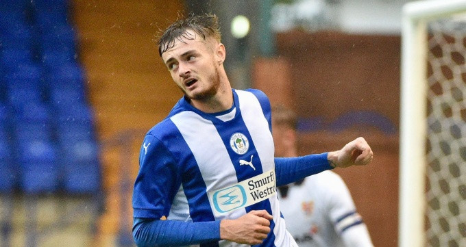 Hugill ghi bàn ở trận thứ 2 khoác áo Wigan.