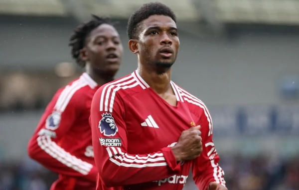 Diallo trong màu áo Man United.