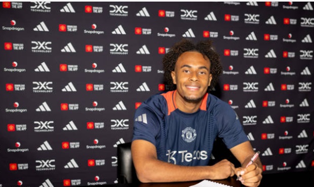 Zirkzee vẫn chưa có trận ra mắt Man Utd.