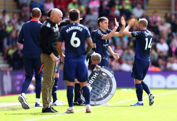 Eriksen đã chơi tốt trước khi nhường suất cho Ugarte.
