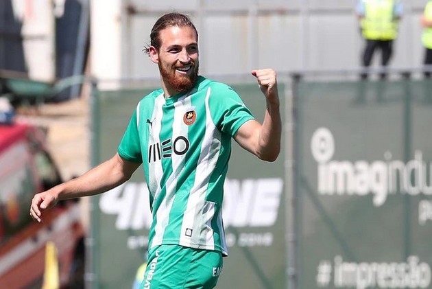 Hugo Gomes là ngoại binh cuối cùng của CAHN.