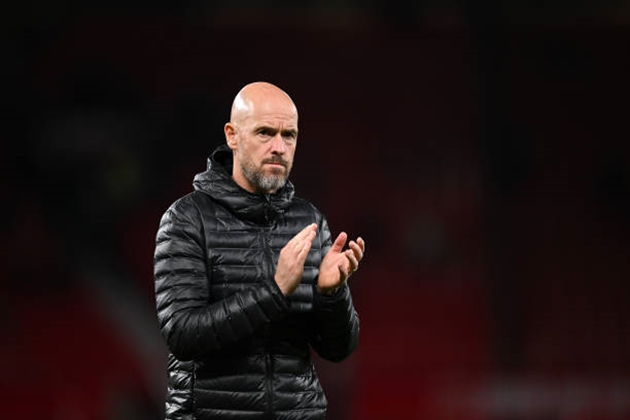 Erik ten Hag chỉ còn cách khủng hoảng một thất bại nữa.