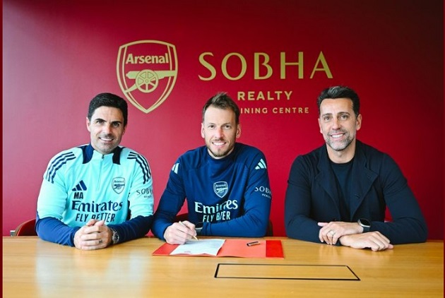 Với chấn thương của David Raya, có thể tân binh Neto sẽ được ra sân lần đầu trong màu áo mới.