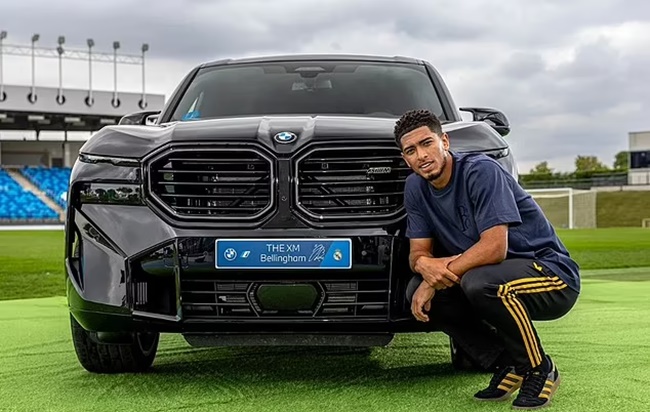 Jude Bellingham đã chọn chiếc xe BMW sang trọng trị giá 150.000 bảng Anh như một phần trong quan hệ đối tác giữa Real Madrid với nhà sản xuất ô tô Đức.