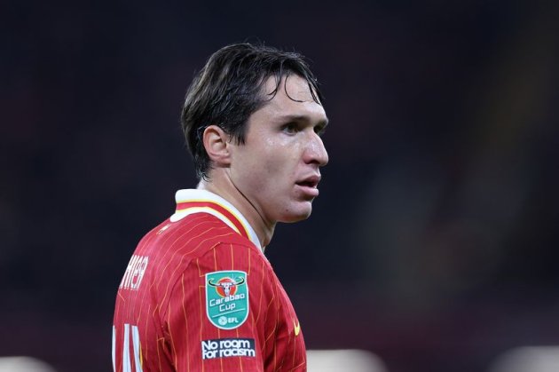 Chiesa vẫn đang từng bước hòa nhập với Liverpool.