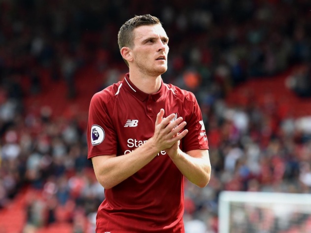 Hậu vệ trái: Andrew Robertson. Robertson là hậu vệ trái số 1 của Liverpool hiện tại. Cầu thủ 30 tuổi chưa có bàn thắng hay kiến tạo nào ở Premier League.