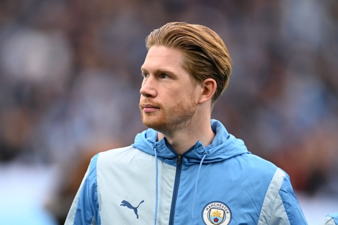 7. Kevin de Bruyne. Tiền vệ người Bỉ là trụ cột của Man City nhiều năm qua. De Bruyne sở hữu 103 bàn thắng cùng 167 pha kiến ​​tạo trong màu áo đội chủ sân Etihad. De Bruyne đang bước vào năm cuối hợp đồng.
