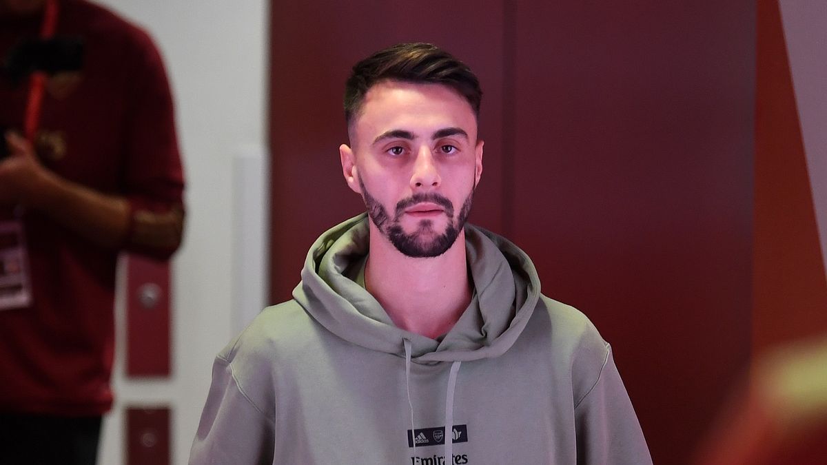 Fabio Vieira chia tay Arsenal trong hè này.