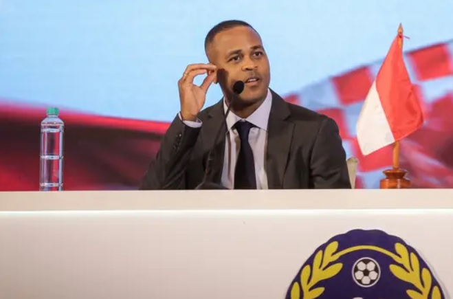 Kluivert bất ngờ được Indonesia bổ nhiệm.