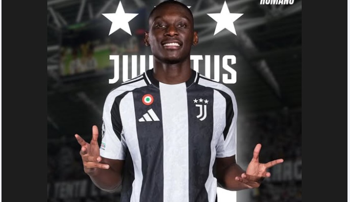Muani sắp đến Juve.