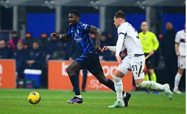 Inter bị Genoa cầm hòa.