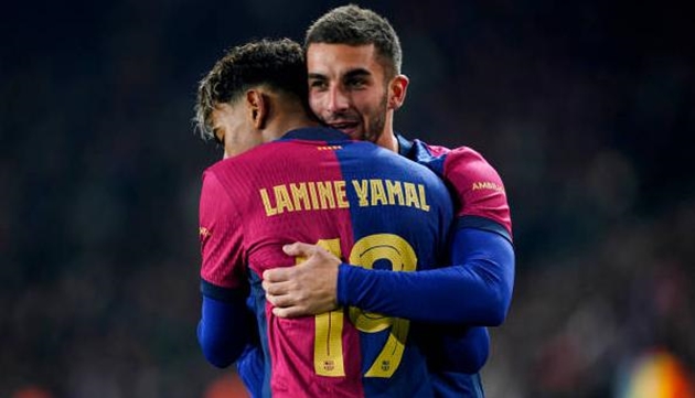 Barcelona dễ dàng đánh bại Real Betis tại Montjuic.