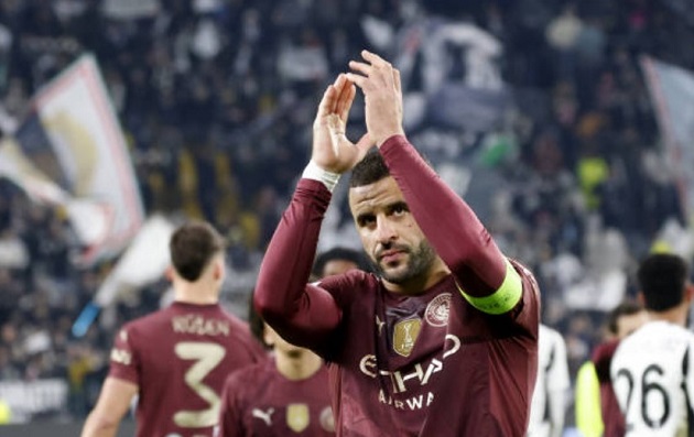 Walker chia tay Man City sau gần một thập kỷ gắn bó.