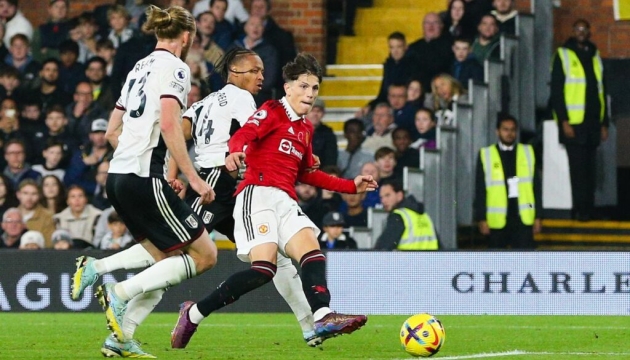 Fulham là đối thủ khó chịu dành cho MU.