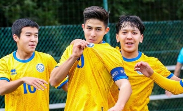 Dastan Satpaev là một tài năng trẻ đáng chú ý.