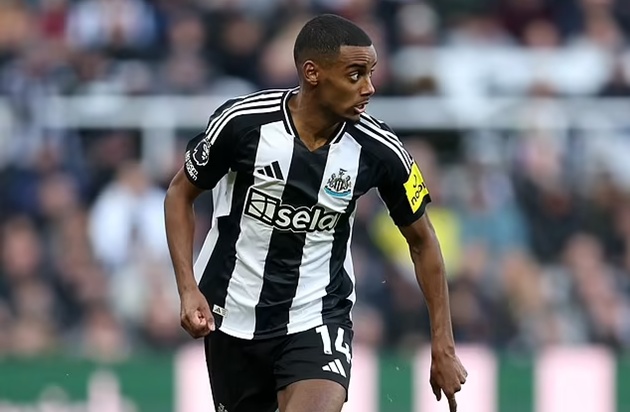 Barca từ bỏ Isak để theo đuổi 2 ngôi sao khác