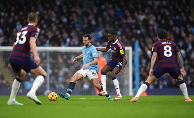 Nico Gonzalez gây ấn tượng trong trận gặp Newcastle vừa qua.