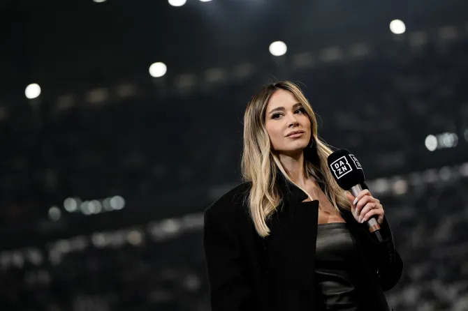 Diletta Leotta là MC bóng đá nổi tiếng ở Ý.
