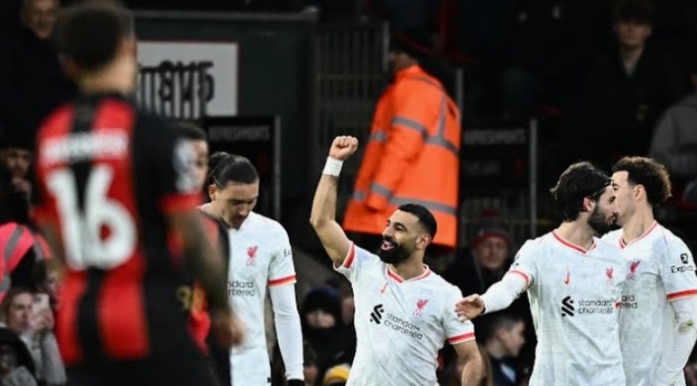 Liverpool thắng Bournemouth 2-0.