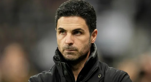 Newcastle mỉa mai Arteta.