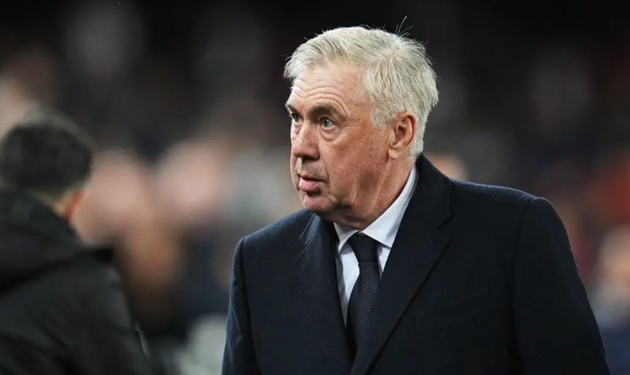 Ancelotti khen các sao trẻ Real.