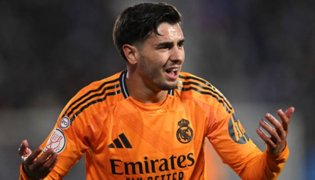 Brahim Diaz bỏ lỡ cơ hội.
