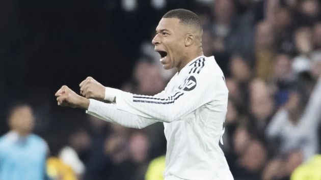 Kylian Mbappe tiếp tục tỏa sáng.
