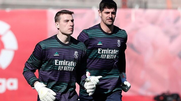 Cuộc chiến của 2 thủ môn Real Madrid.