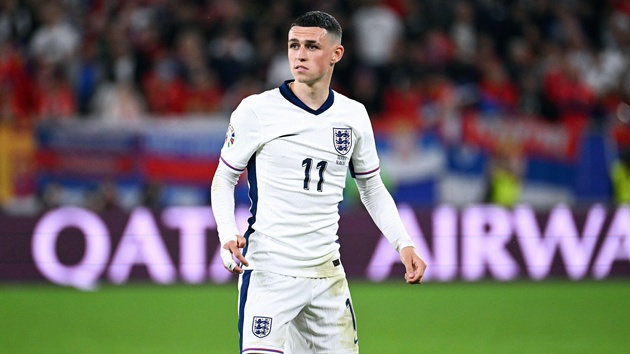 Phil Foden tỏ ra chật vật trong màu áo Tam Sư.