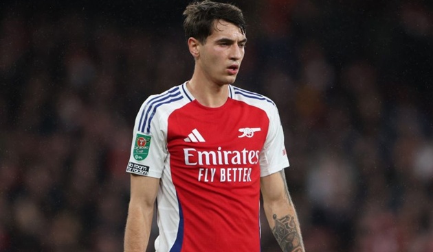 Arsenal sẵn sàng chia tay Kiwior