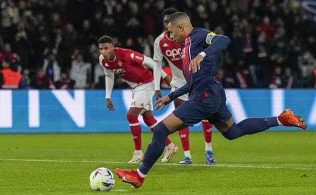 Mbappe thường phá lưới CLB cũ Monaco.