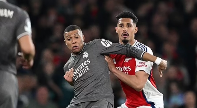Real đại chiến Arsenal.