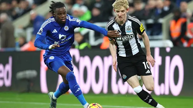 Newcastle được đánh giá cao hơn dù thi đấu tại King Power