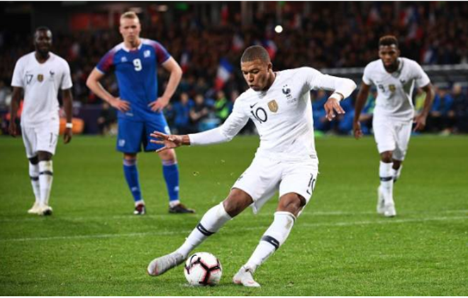 Mbappe là tài năng trẻ đầy triển vọng của bóng đá Pháp và thế giới.