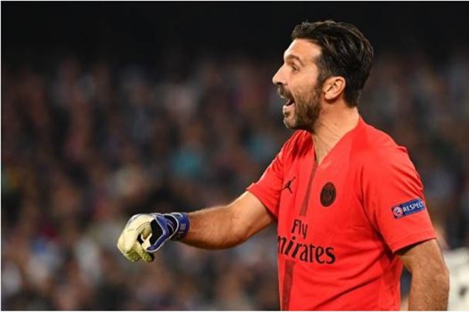 Buffon vẫn cho thấy đẳng cấp của một thủ hàng đầu thế giới dù đã bước qua tuổi 40.