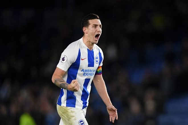 Lewis Dunk của Brighton.