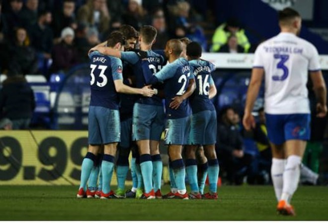 Một thắng lợi đậm đà cùng tấm vé vào vòng 4 FA Cup năm nay dành cho các cầu thủ áo xanh.