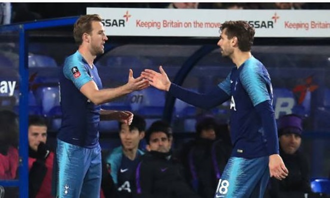 Phút thứ 75, Harry Kane vào sân thay thế cho Llorente.