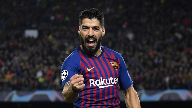 Chân sút người Uruguay, Suarez.