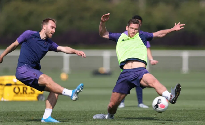 Sự trở lại của cầu thủ người Anh giúp sức mạnh tấn công của Tottenham Hotspur có thêm sức mạnh, phương án tiếp cận khung thành đối phương đa dạng, linh hoạt hơn. Bên cạnh Dele Alli, người hâm mộ Gà trống cũng kỳ vọng tiền vệ sáng tạo Christian Eriksen sẽ tiếp tục gắn bó với đội nhà trước sự mời gọi từ nhiều ông lớn khác.