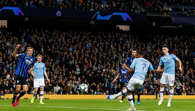 Man City có thế trận tưng bừng trong hiệp 2 trước Atalanta.