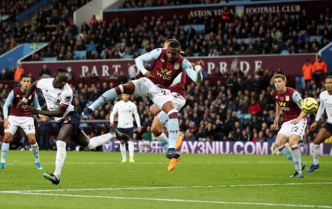 Mane ghi bàn thắng quyết định giúp Liverpool lội ngược dòng 2-1 trước Aston Villa.