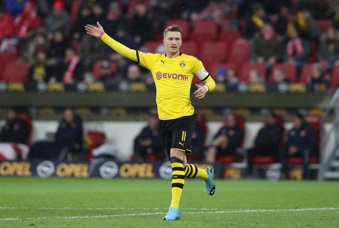 3. Marco Reus (15 triệu bảng). Reus gia nhập BVB từ Borussia Monchengladbach năm 2013. Kể từ đó đến nay, tuyển thủ quốc gia Đức trở thành ngôi sao quan trọng bậc nhất của đội chủ sân Signal Iduna Park.