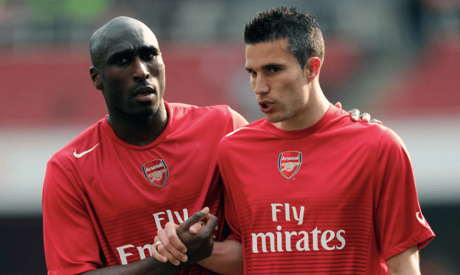 Ảnh bài viết Van Persie tiết lộ lời khuyên "quý hơn vàng" từ Sol Campbell