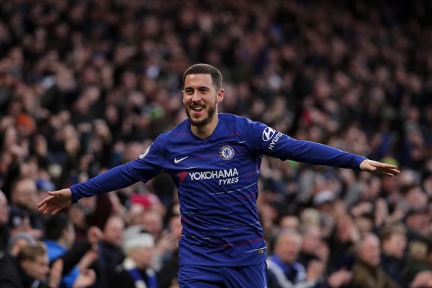Hazard thành danh trong màu áo Chelsea.